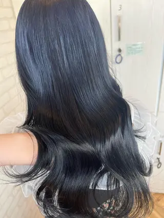ロング カラー 石崎 真維のヘアスタイル