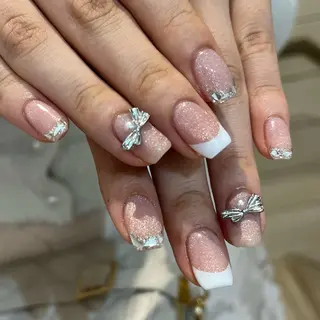 ネイル Momone ／渋谷／パラジェルのネイルデザイン