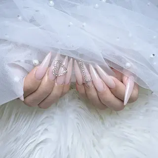 ネイル ENSalon 愛佳のネイルデザイン