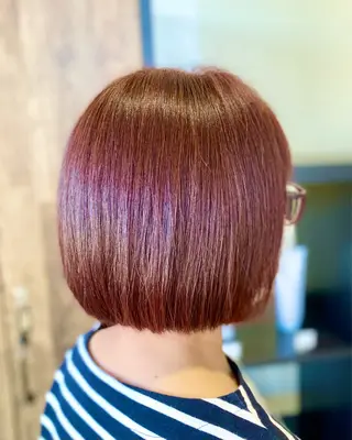 ショート カラー 太田 未来のヘアスタイル