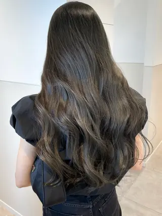 ロング カラー Matsuzaki Kurumiのヘアスタイル