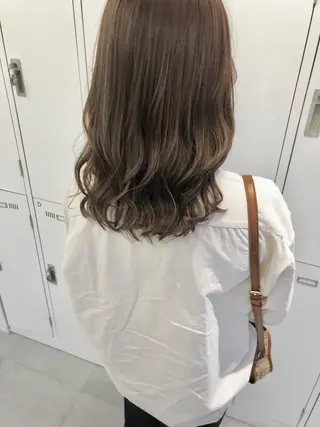 セミロング カラー Saori / さおりのヘアスタイル