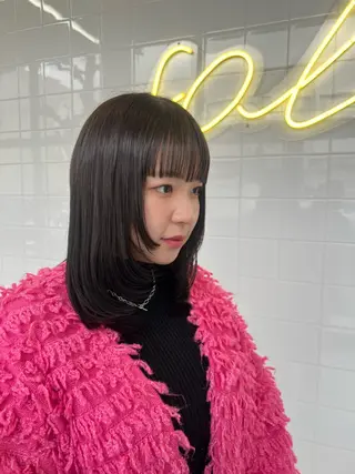 ミディアム カラー Sol所属・Sol. Sakihoのヘアスタイル