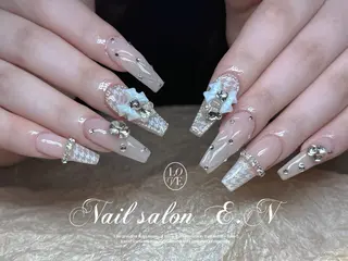 ネイル E.N🦋 長さ出し/持ち込みのネイルデザイン