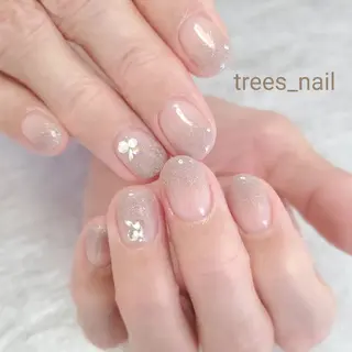 ネイル trees_ nailのネイルデザイン