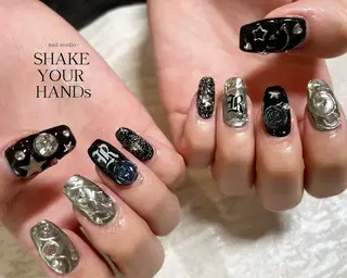 ネイル ネイルスタジオ シェイクユアハンズのネイルデザイン