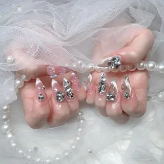 ネイル Yudia tamakiのネイルデザイン