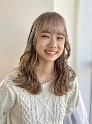 セミロング カラー direction所属・派手髪デザインカラー ヒロカのヘアスタイル