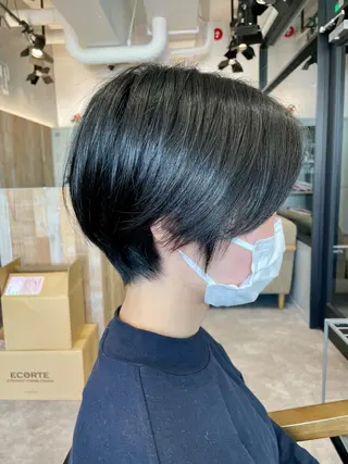 ショート カラー 色気レイヤー& ショートはお任せ🌟のヘアスタイル