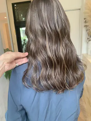 ロング カラー Bree"ze所属・大河原 修太のヘアスタイル