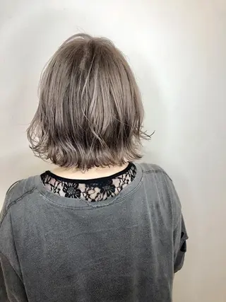 ショート カラー ヘアアレンジ 美髪.艶髪.髪質改善 LoLo.サリのヘアスタイル