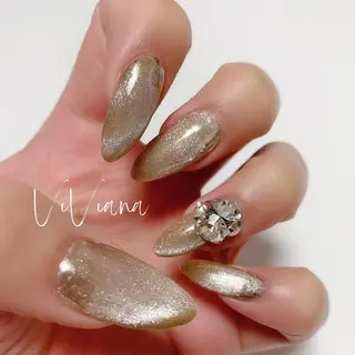 ネイル ViViana ヴィヴィアナのネイルデザイン