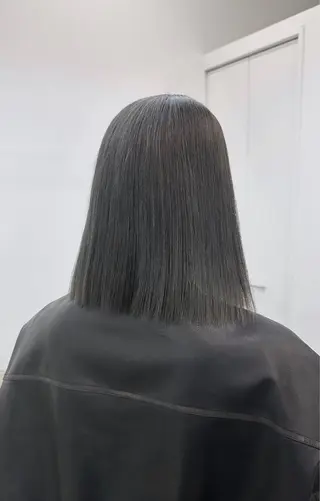 ショート XIA【ジア】所属・YOSHINO AIKOのヘアスタイル