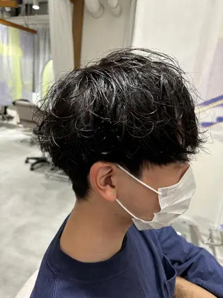 パーマ メンズ 💎メンズパーマ特化 🥇癖毛活かしのプロのヘアスタイル