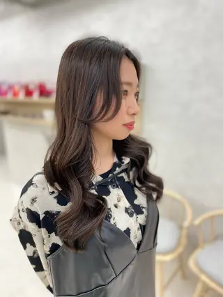 ロング Ash中目黒店 榊間茜のヘアスタイル