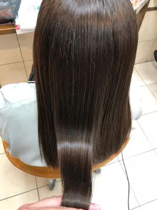 セミロング カセヤ リョウのヘアスタイル