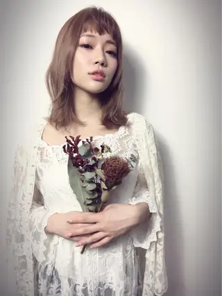 ミディアム カラー パーマ ヘアアレンジ Relación / レラシオン所属・岩崎 克秀のヘアスタイル