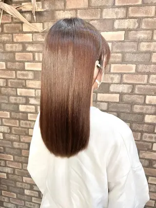 セミロング 🔷ブリーチバレイヤ ージュ🔷飯野達也のヘアスタイル