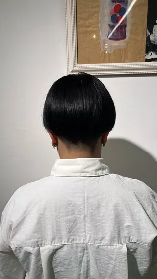 ショート BUZZ 自由が丘所属・ogura hitomiのヘアスタイル