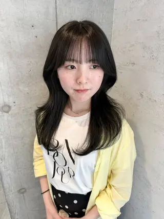 ロング 女性に人気♪ はやしほのかのヘアスタイル