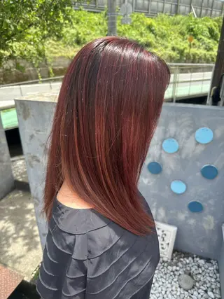 ロング カラー 安達 望のヘアスタイル