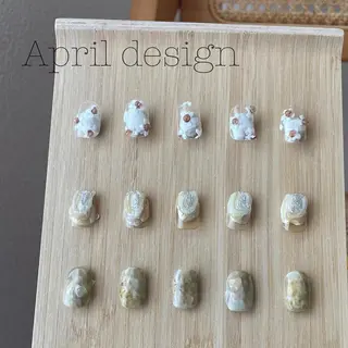 ネイル mio _POHEURのネイルデザイン