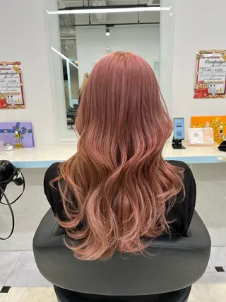 ロング カラー ブリーチカラー 🩵MIZUKIのヘアスタイル