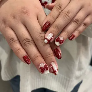 ネイル S. SAYAのネイルデザイン