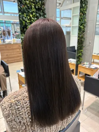 セミロング Lolonois 森ノ宮/RINのヘアスタイル