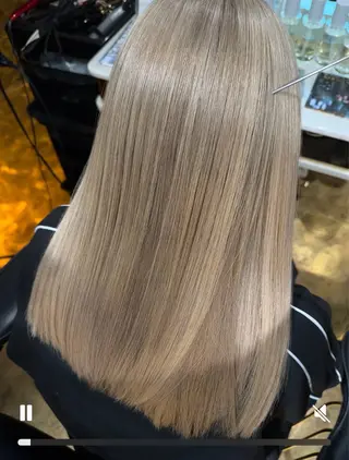 ロング HANNAH/ GENKI👑のヘアスタイル