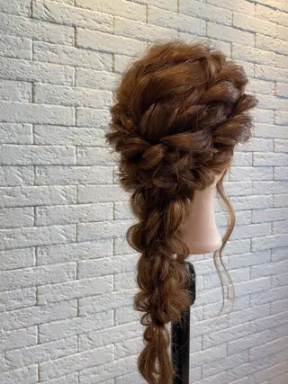 ヘアアレンジ アンシエル所属・清野 まきのヘアスタイル