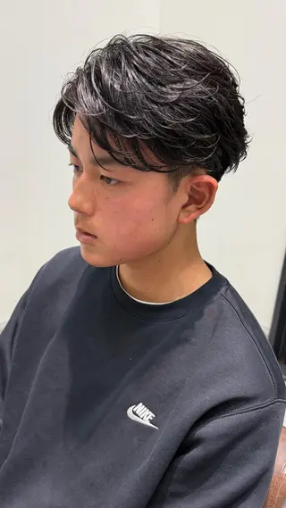 ショート 川田 仁のヘアスタイル