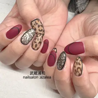 ネイル R inのネイルデザイン