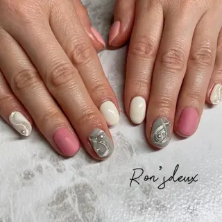 ネイル Ron's 成田のネイルデザイン