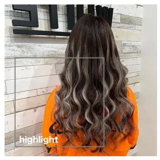 ロング ハイトーン✨艶髪💘 💘 AYANO💘のヘアスタイル