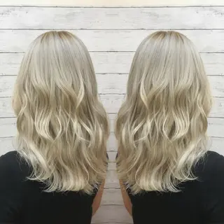 ミディアム カラー 韓国ヘア🤍髪質改善 🇰🇷AKANEのヘアスタイル