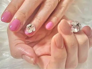 ネイル hohomi .のネイルデザイン