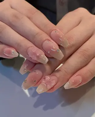 ネイル Chisa Nail Studio所属・リ リのネイルデザイン