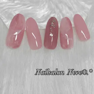 ネイル Nailsalon Neve❄︎.*のネイルデザイン
