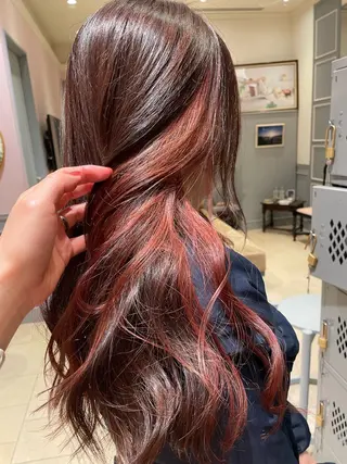 ロング カットモデル ヨネダのヘアスタイル