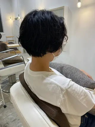 ショート パーマ やまぐち もえかのヘアスタイル