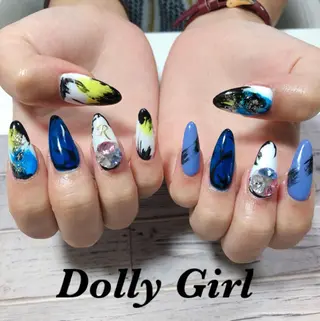 ネイル 個室ネイルサロンDolly  Girl〜ドーリーガール〜所属・DollyGirl KYOKOのネイルデザイン