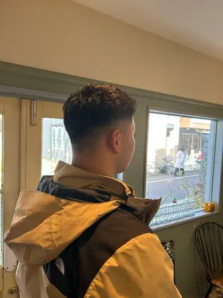 メンズ Masaki ブリーチカラーのヘアスタイル