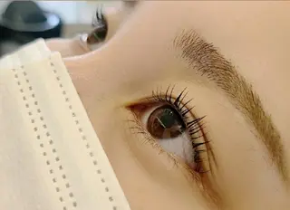 マツエク・マツパ 関口 友菜のヘアスタイル