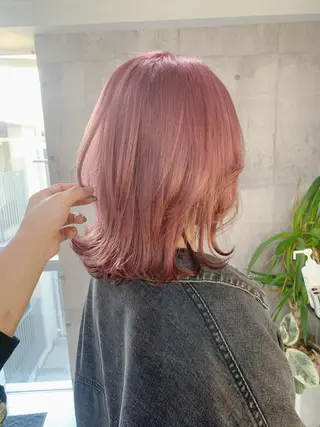 ミディアム カラー ヘアアレンジ 💕ブリーチ/ヘアメ 🎀YUUKAのヘアスタイル