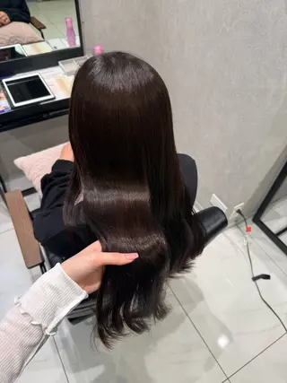 ロング ブラウン/盛れる 顔周り/髪質改善のヘアスタイル