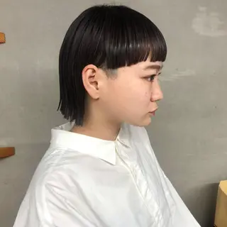 ショート カラー ヘアアレンジ BRUNTJET所属・MAEDA MADOKAのヘアスタイル