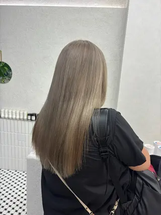 ロング リン🔔ボブ cut ベージュカラー🤎のヘアスタイル