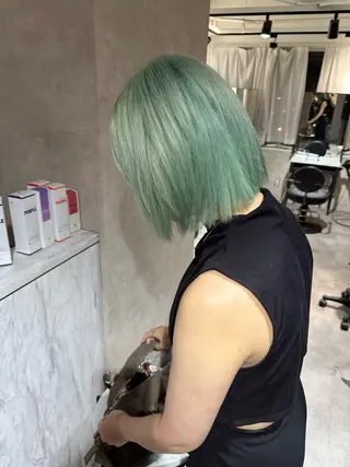 ミディアム カラー 🇰🇷ハイトーン× 韓国レイヤー레이어드のヘアスタイル