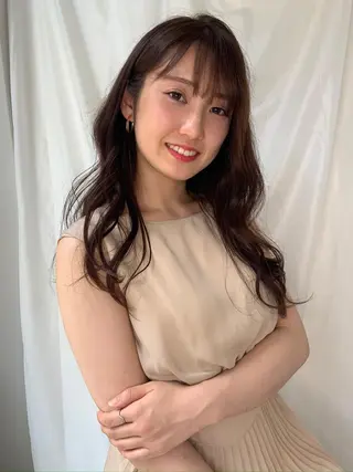 ロング カラー 中村 玲のヘアスタイル